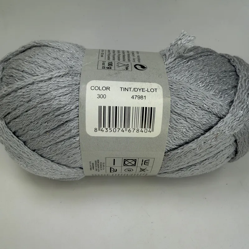 Katia Ondas Lux Metallic Ruffle Scarf Mesh Ribbon Yarn Silver Gray Color 300