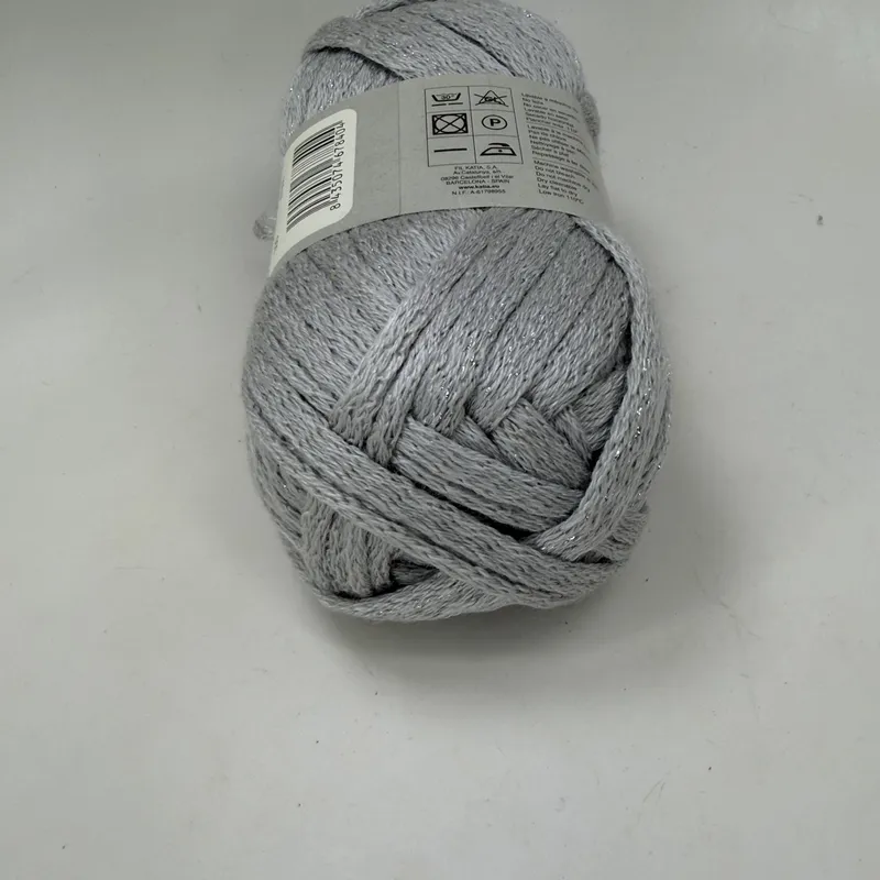 Katia Ondas Lux Metallic Ruffle Scarf Mesh Ribbon Yarn Silver Gray Color 300