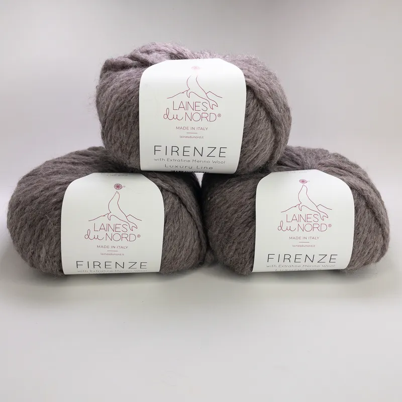 Laines du Nord Firenze Yarn Lot of 3 Balls Color 4 Dye Lot 40008 Merino Wool