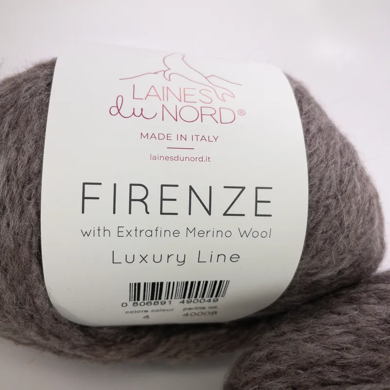 Laines du Nord Firenze Yarn Lot of 3 Balls Color 4 Dye Lot 40008 Merino Wool