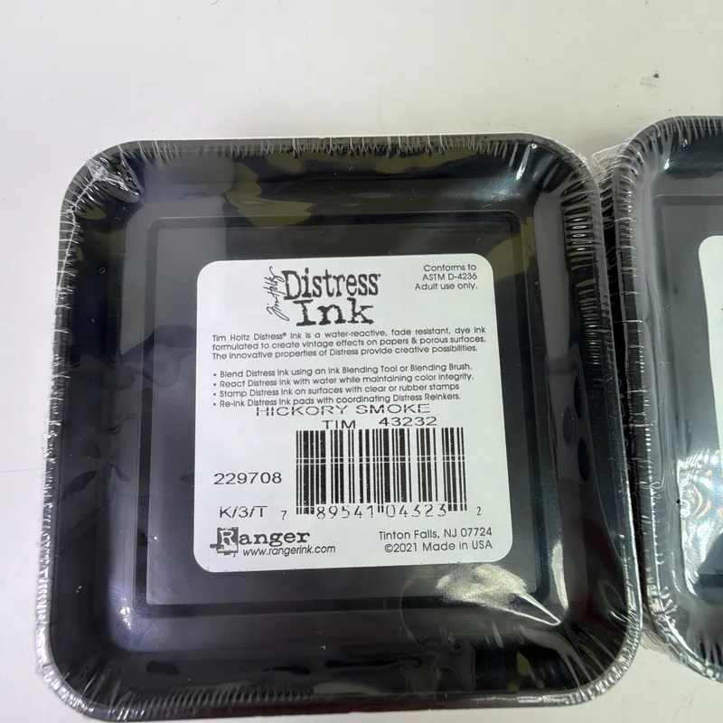 Lot of 2 Ranger Tim Holtz Distress Ink Pads - Hickory Smoke & Ground Espresso