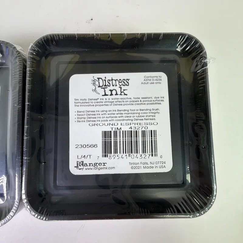 Lot of 2 Ranger Tim Holtz Distress Ink Pads - Hickory Smoke & Ground Espresso