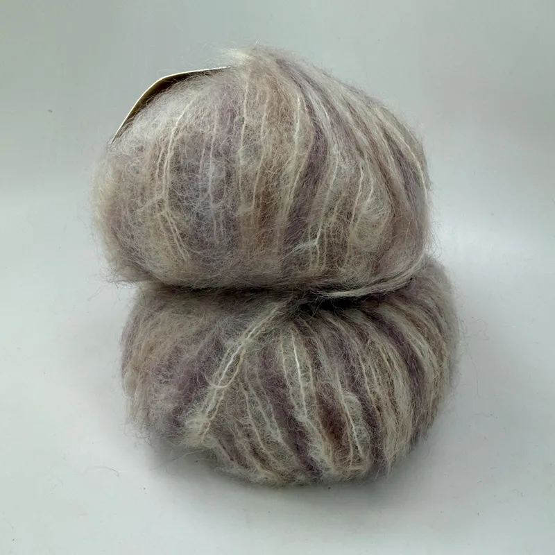 Lot of 2 CHIC 1/3500 Kid White Mohair Wool Blend Yarn 25g 87m Col 605 Lot 207